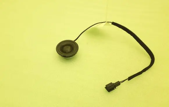 Volkswagen Touareg I Panel speaker 7L6035415A