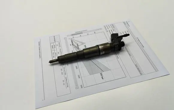 Fuel injector