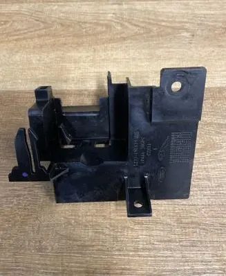 Land Rover Range Rover Velar Radiator mount bracket GX7319K624AE