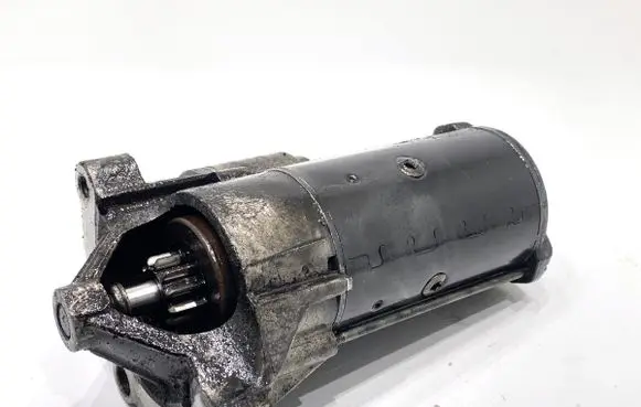 Peugeot 607 Starter motor D7R26
