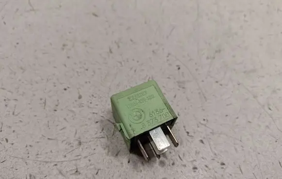 BMW 5 E60 E61 Other relay 61368373700 61360141229