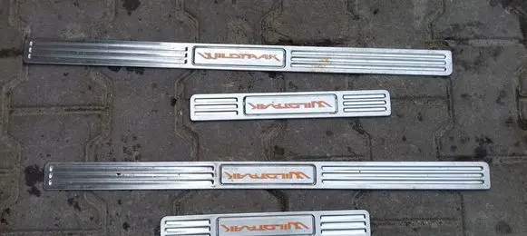 Ford Ranger sill trim set (inner) 