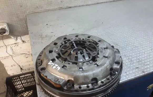 Audi A4 S4 B7 8E 8H Clutch set kit 324033410