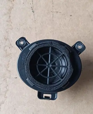 Audi Q7 4L Parcel shelf speaker 4L0035361