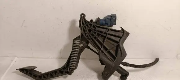 Clutch pedal