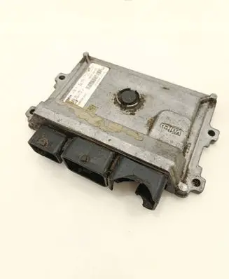 Peugeot 2008 I Engine control unit/module 9805895780 140170964 9800913080