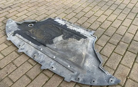 Audi Q5 SQ5 Engine splash shield/under tray 8R1863821D 8R1863821A 8R1863821B