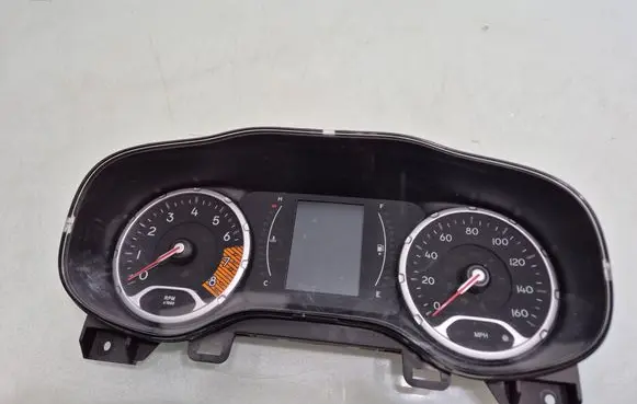 Speedometer (instrument cluster)