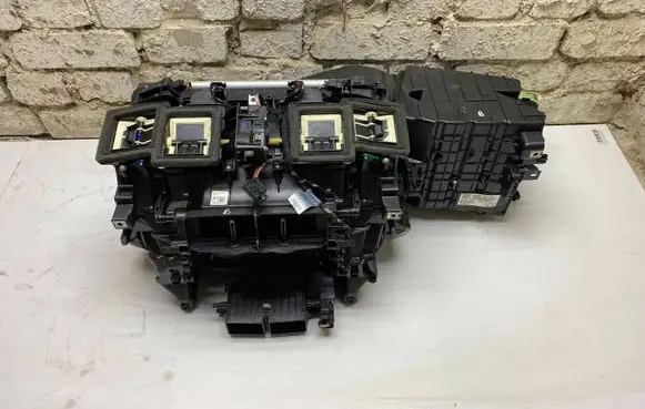 BMW 5 F10 F11 Interior heater climate box assembly 9197019 X5846002 C758564
