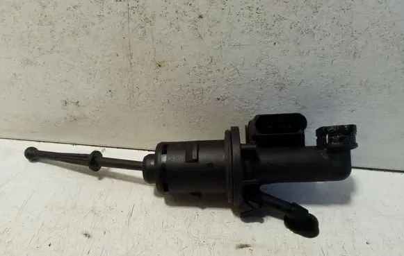 Audi TT TTS Mk2 Clutch master cylinder 1K0721388