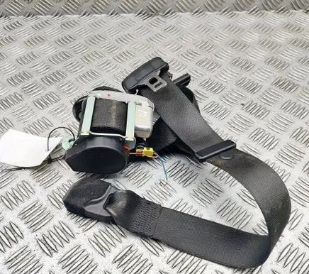 Maserati Levante Front seatbelt 6700665970 634686300