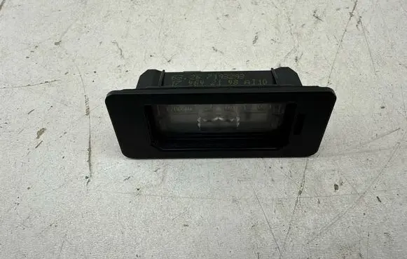 BMW 4 F32 F33 Number plate light 7193293