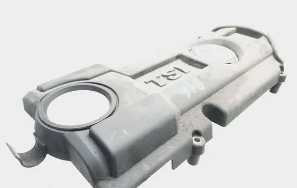 Volkswagen Golf VI Engine cover (trim) 03c103925am