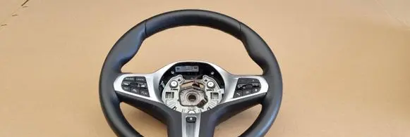 BMW 1 F40 Steering wheel 7857777