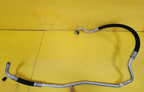 Air conditioning (A/C) pipe/hose