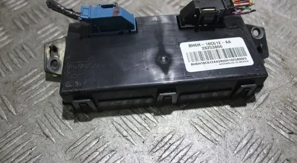Lincoln MKS Central body control module BH6H18C612AA
