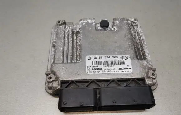 Opel Insignia A Engine control unit/module 55574903 0281016704