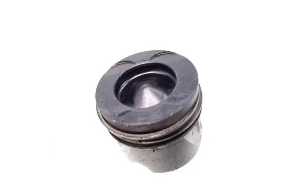 Mercedes-Benz E W212 Piston 8349F