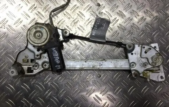 Mazda 626 Rear door window regulator motor 61364rh 5hb