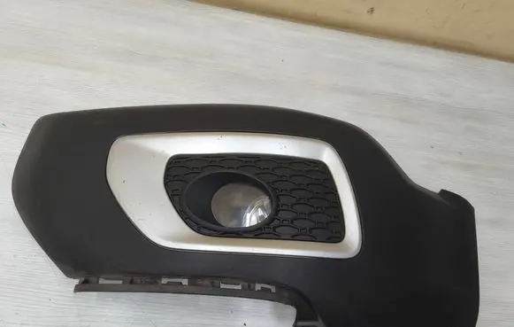 Volvo XC70 Front bumper corner part panel trim 31265516 31214475