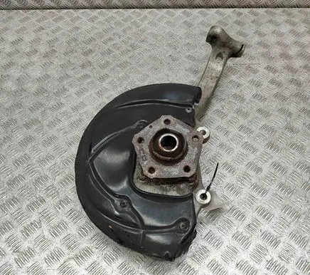 Audi Q7 4M Front wheel hub 4M0407241J 4M0407559