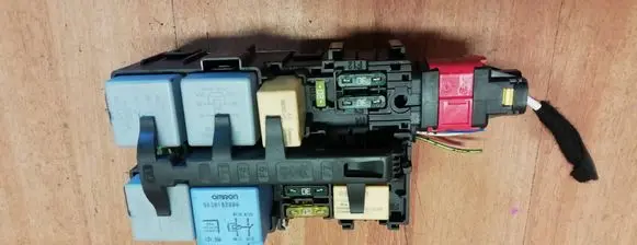 Citroen C4 Grand Picasso Fuse module 9806192580 66652X