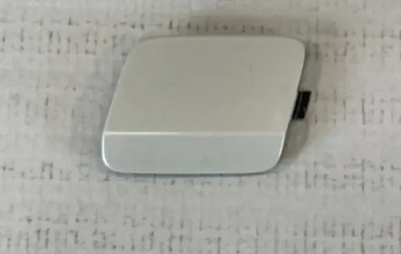 Volvo V60 Front tow hook cap/cover 31663578