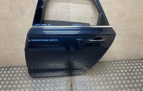 Rear door