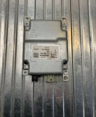 BMW 3 F30 F35 F31 Battery control module 6819838 BCU150P 6142