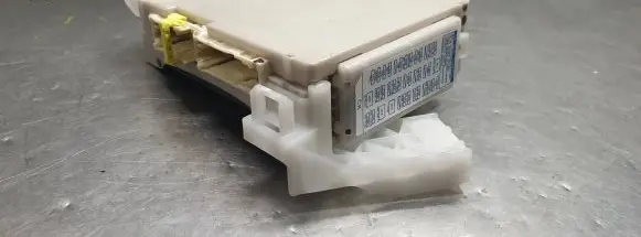 Toyota Prius+ (ZVW40) BSM Control unit 8922147420 2380004661