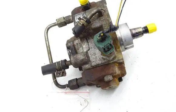 Nissan NP300 Fuel injection high pressure pump 167005X00D