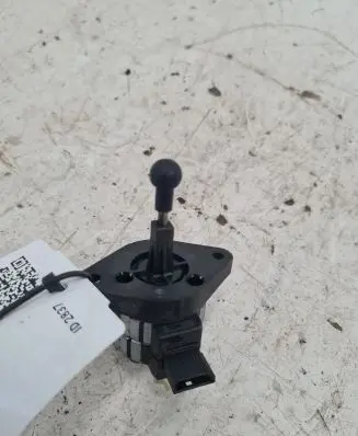 Volkswagen PASSAT B5.5 Headlight level adjustment motor 