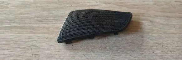 Side speaker trim/cover
