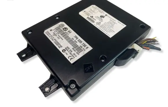 Volkswagen PASSAT B6 Bluetooth control unit module 7P6035730K