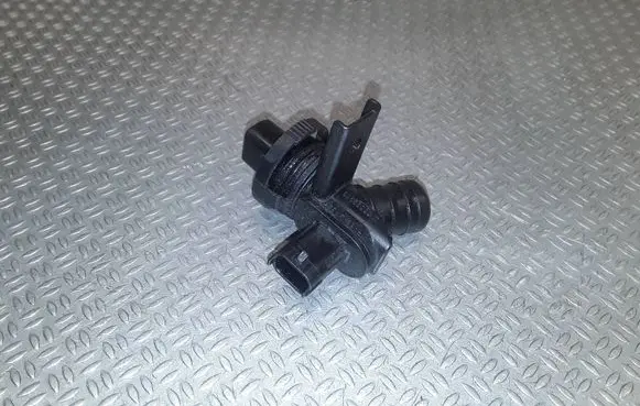 Opel Insignia A Breather valve 55568910