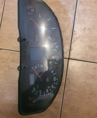 Audi A6 S6 C5 4B Speedometer (instrument cluster) 4B0920931B 110008948015