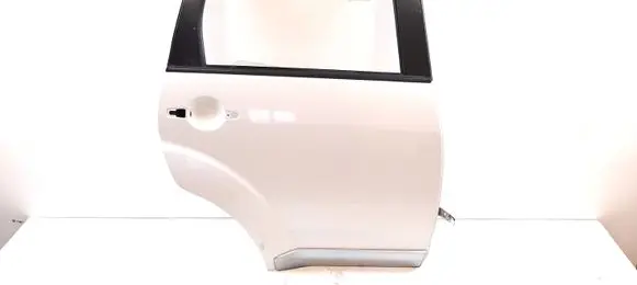 Mitsubishi Outlander Rear door