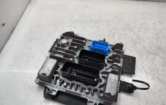 Opel Mokka X Engine control unit/module 55498581