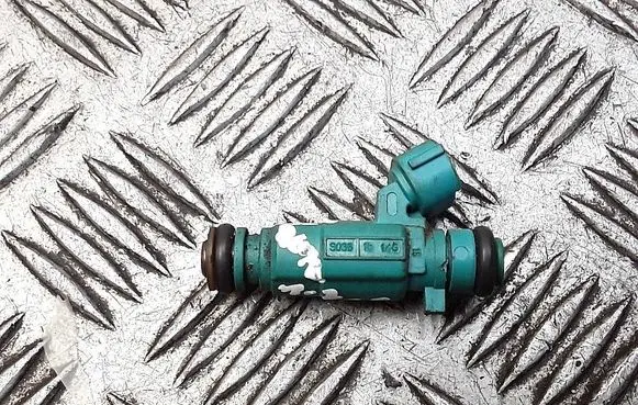 Fuel injector