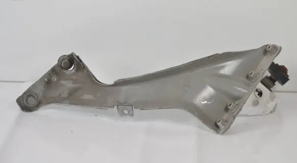 Audi A6 S6 C7 4G Fender mounting bracket 4G0805816