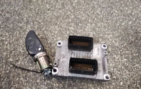 Alfa Romeo 147 Engine ECU kit and lock set 0261206714