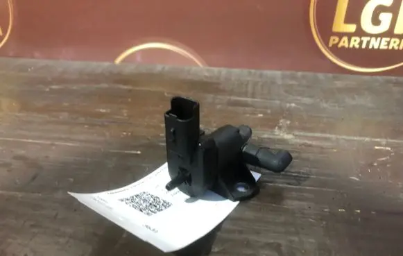 Volvo V60 Vacuum valve 9688124580