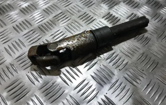 Chrysler Voyager Steering column universal joint