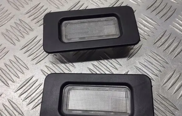 Citroen C5 Rear seat light 9637758677