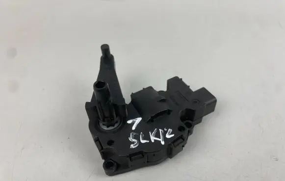 Mercedes-Benz SLK R172 Air flap motor/actuator T1015556H