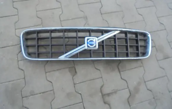Volvo XC90 Front grill GRILLATRAPA