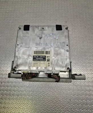 Lexus IS 200-300 Engine control unit/module 8966153030 1753002541