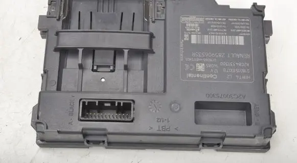 Renault Captur Ignition key card reader 285906535R