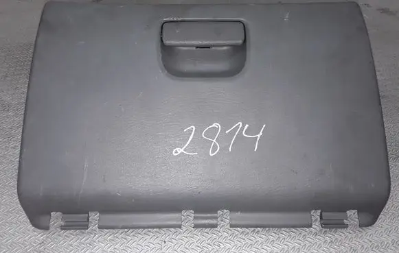 Chrysler Voyager Glove box lid/cover 