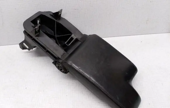 BMW 3 E46 Armrest 51168213678